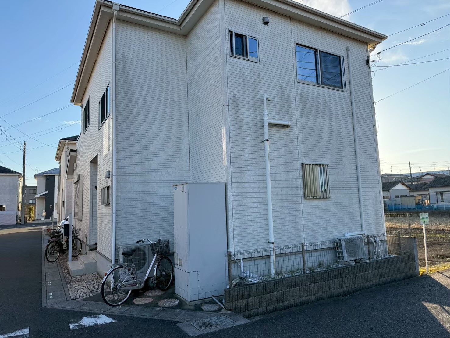 三郷市 戸建て 施工前 外壁・屋根の状態確認