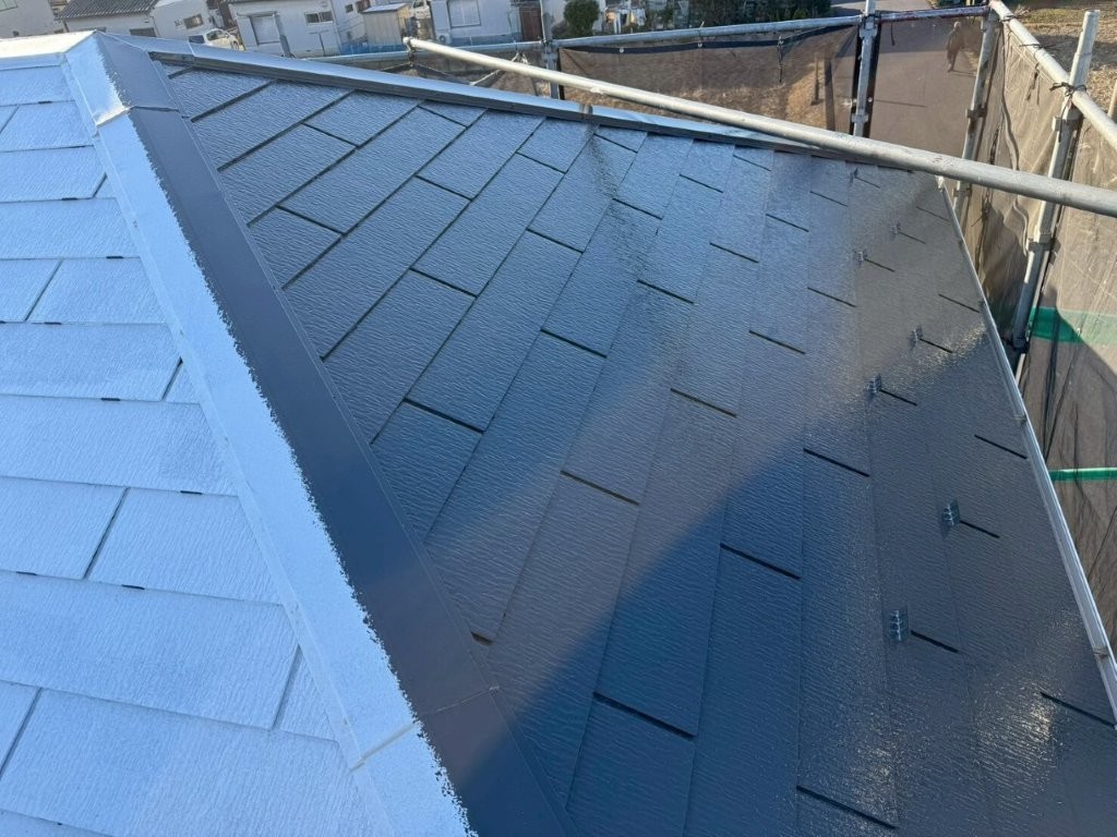 三郷市 屋根 中塗り 仕上がり