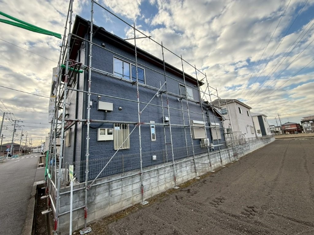 三郷市 足場解体(外観が見える段階)