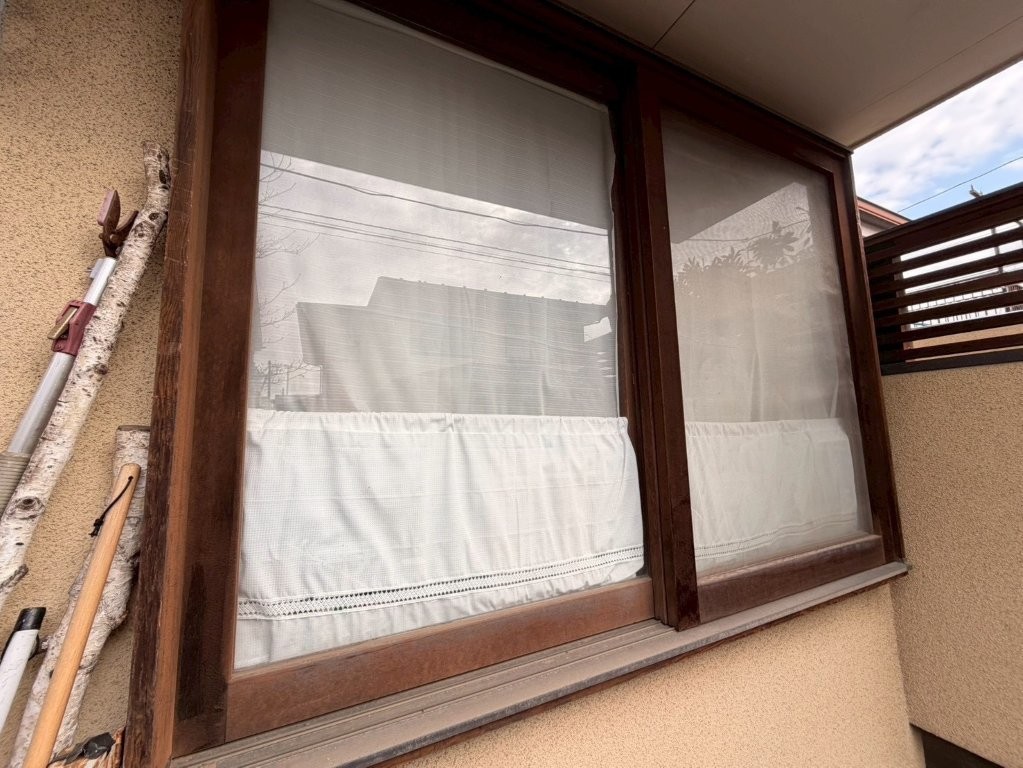 東京都西東京市保谷 木部塗装工事 施工前 窓枠