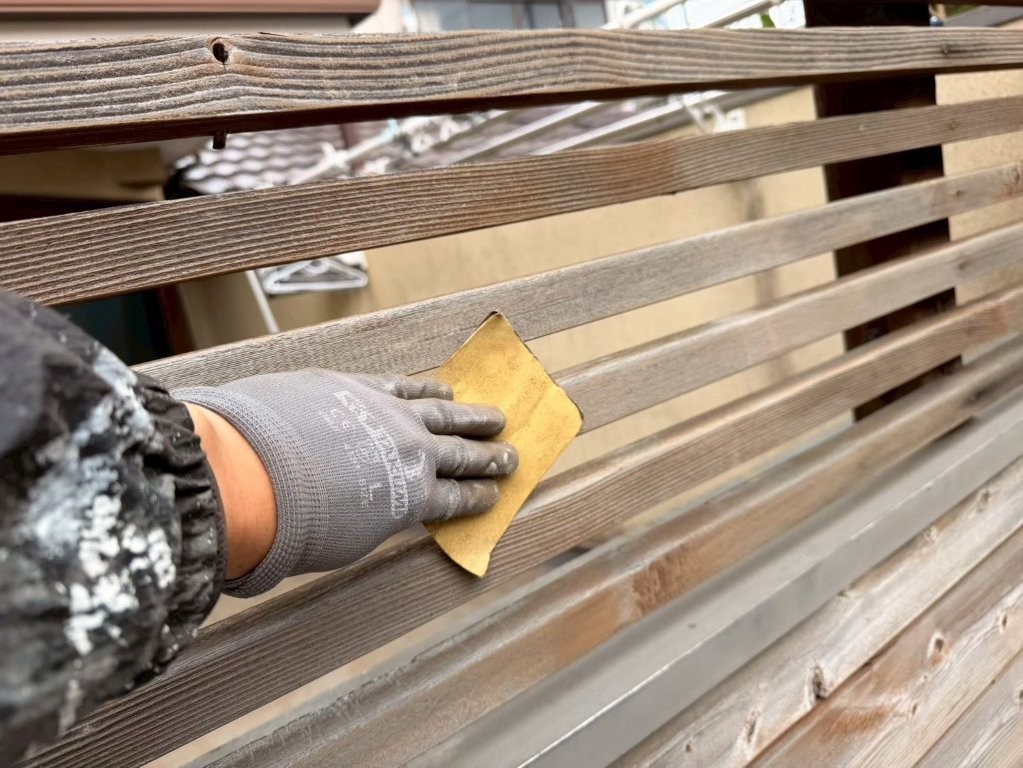 東京都西東京市保谷 木部塗装 フェンス ケレン作業