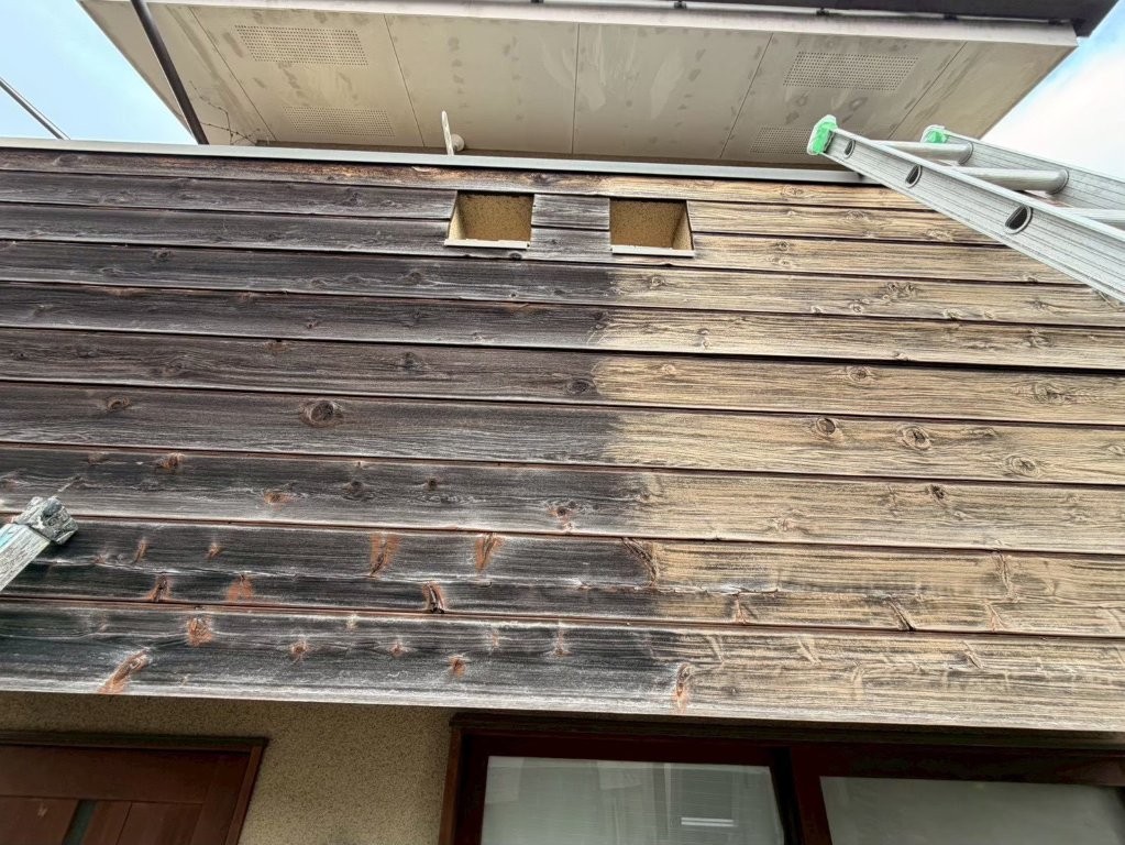東京都西東京市保谷 木部塗装 木板外壁 ケレン後の状態