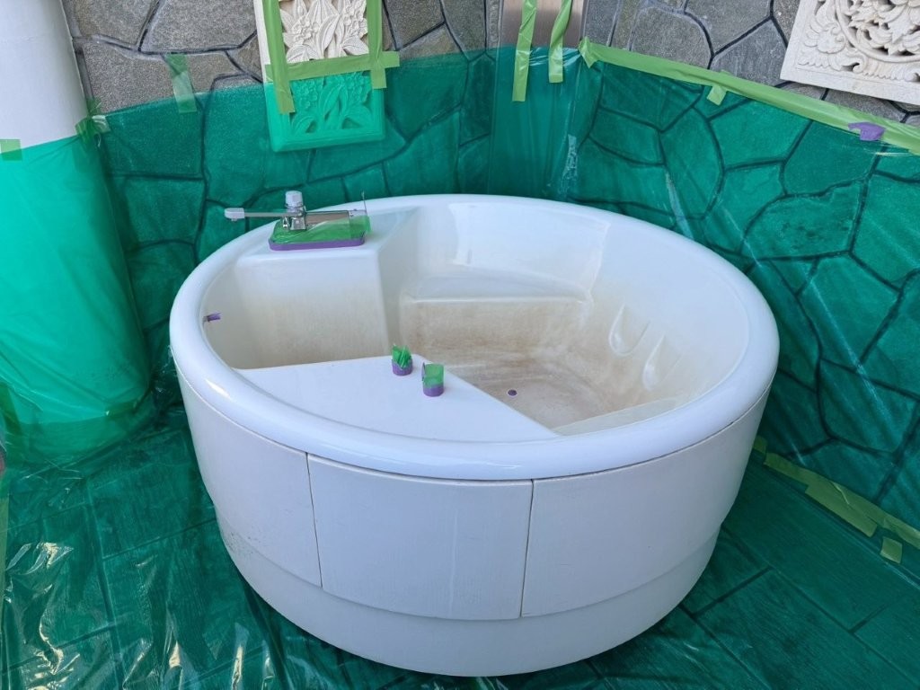 千葉県長生郡長生村 ホテル FRP浴槽再生塗装 養生作業