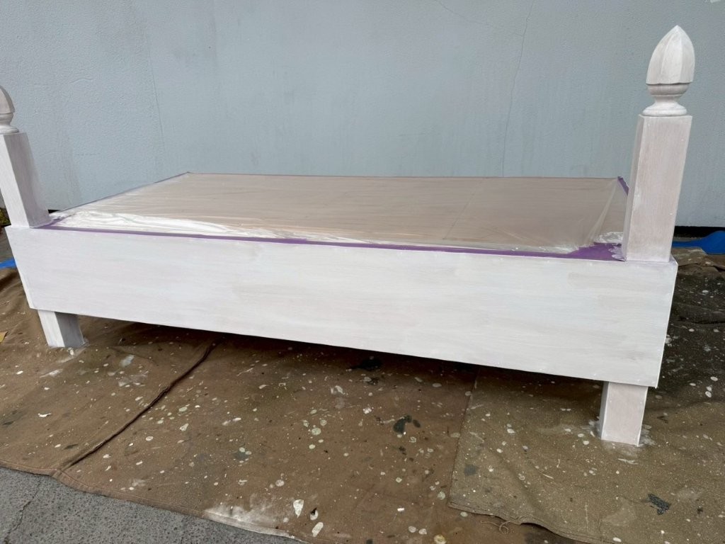 埼玉県三郷市 木工什器塗装工事 下塗り別角度