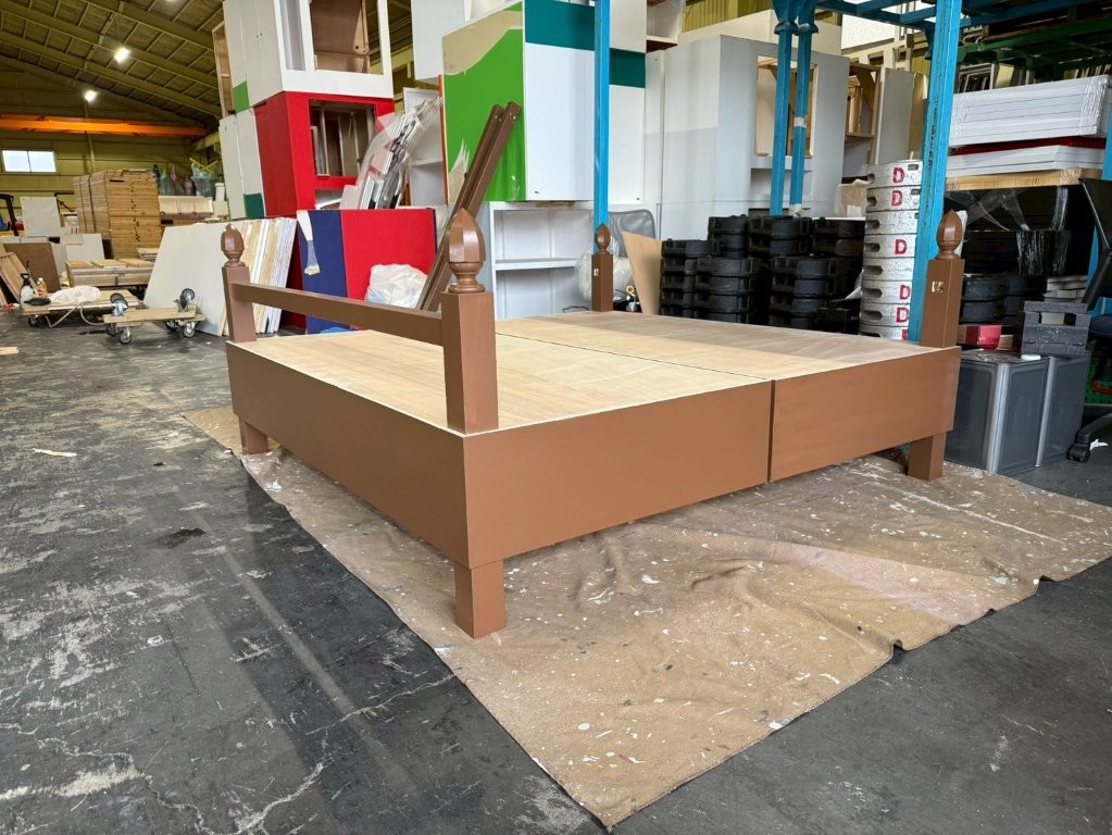 埼玉県三郷市 木工什器塗装工事 完了