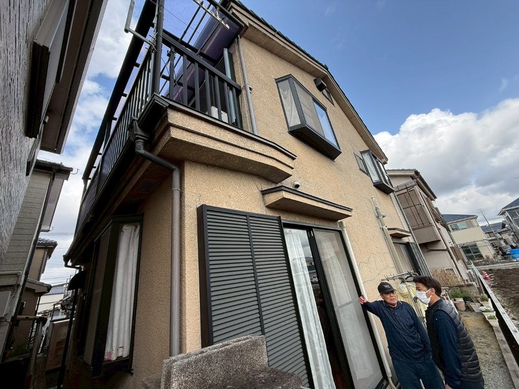 埼玉県三郷市高洲Y様邸 外壁塗装前の現場調査 建物側面の確認