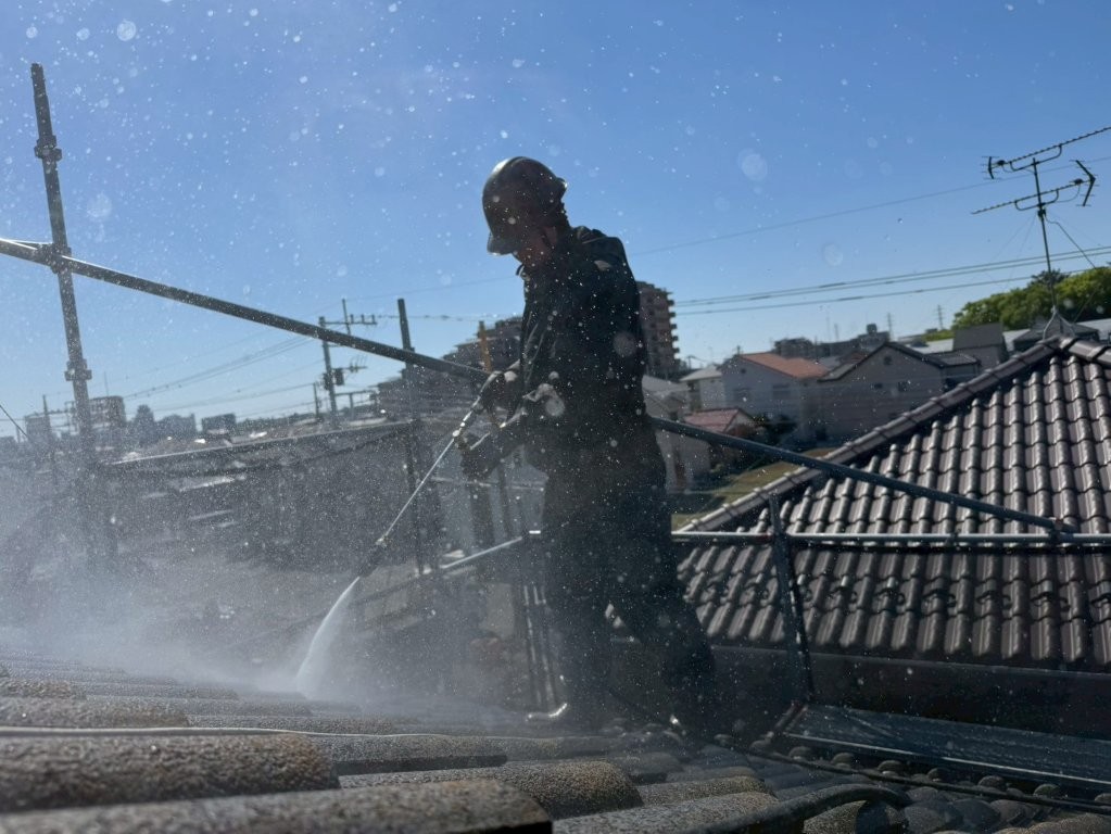 埼玉県三郷市高洲Y様邸 屋根洗浄後の状態確認