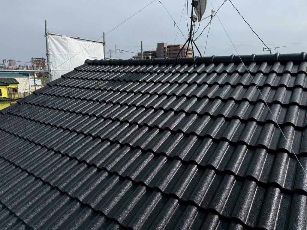 埼玉県三郷市高洲Y様邸 大屋根上塗り塗装後 全体状態