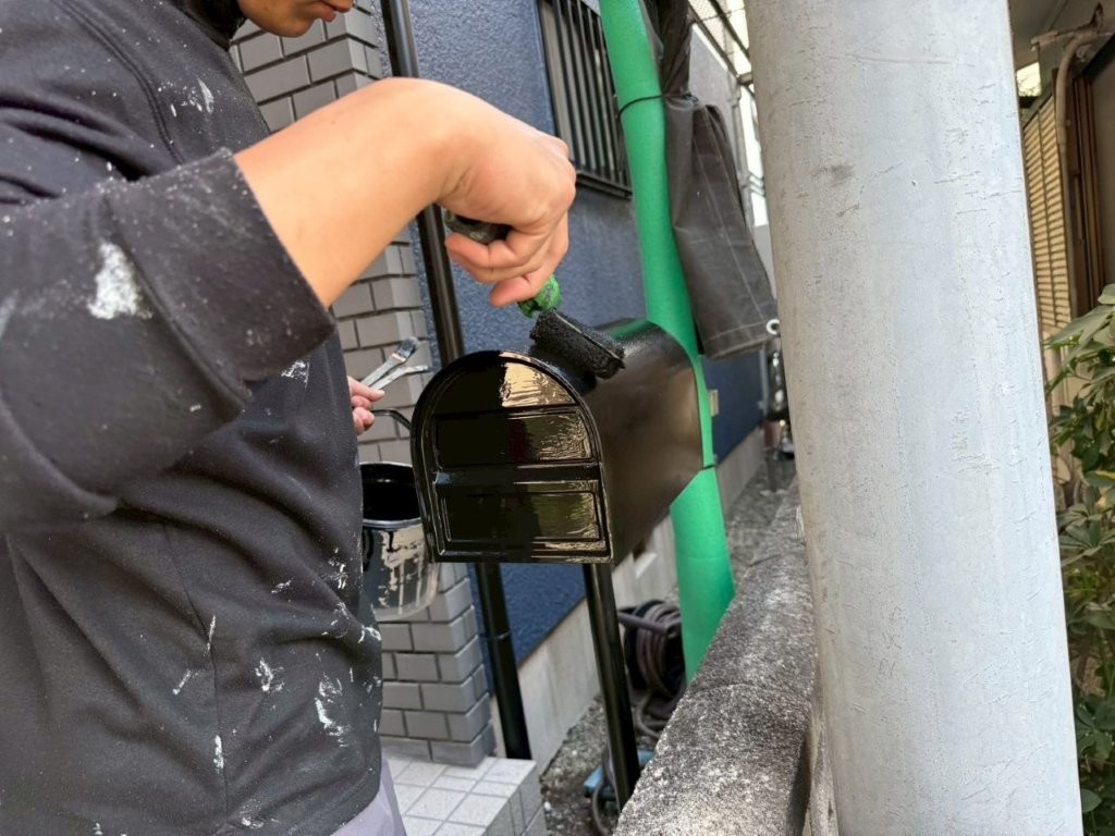 埼玉県三郷市高洲Y様邸 ポスト中塗り後の状態