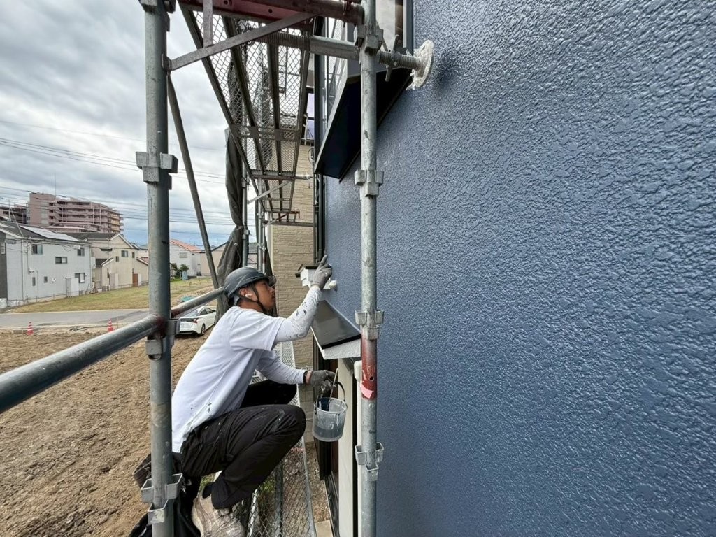 埼玉県三郷市高洲 外壁塗装 最終仕上げ 細部補修