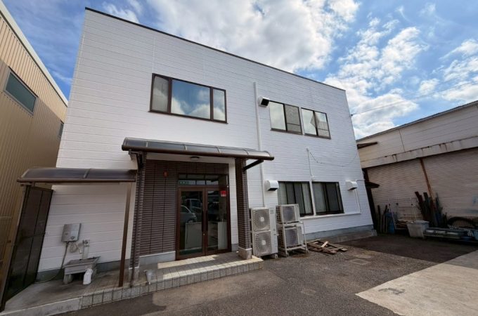 東京都葛飾区｜営業所・事務所の外壁塗装・折板屋根塗装工事