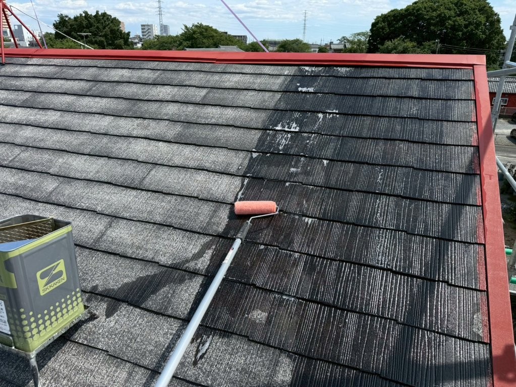 埼玉県越谷市 賃貸アパート スレート屋根 ブラック系塗装作業